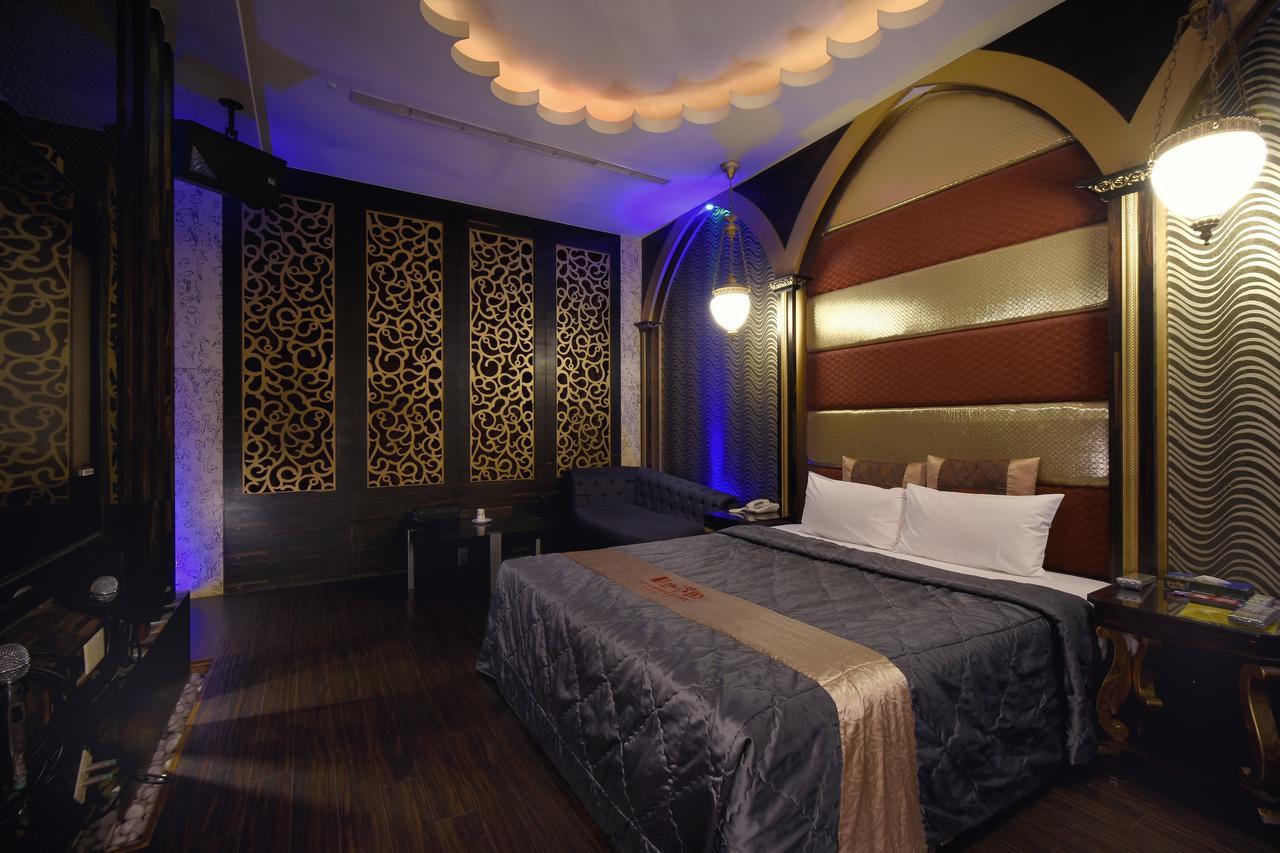 Sun Garden Motel Kaohsiung Extérieur photo