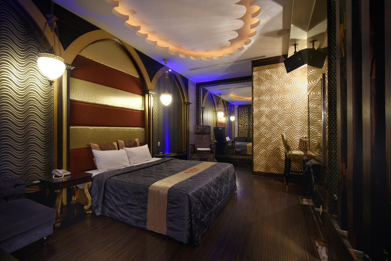 Sun Garden Motel Kaohsiung Extérieur photo