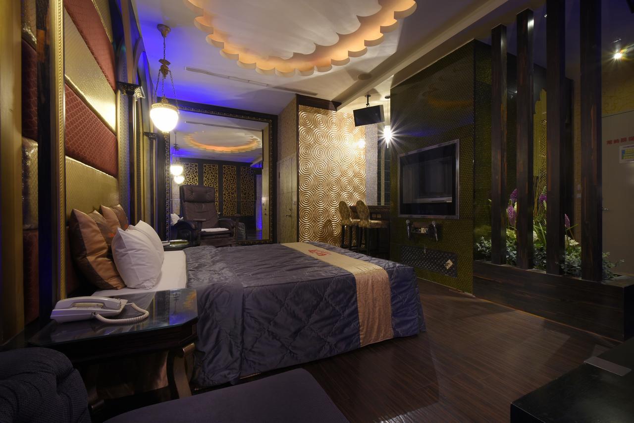 Sun Garden Motel Kaohsiung Extérieur photo