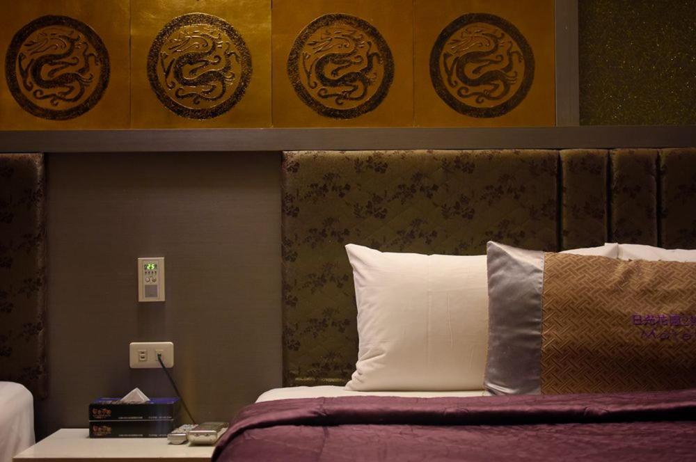 Sun Garden Motel Kaohsiung Extérieur photo